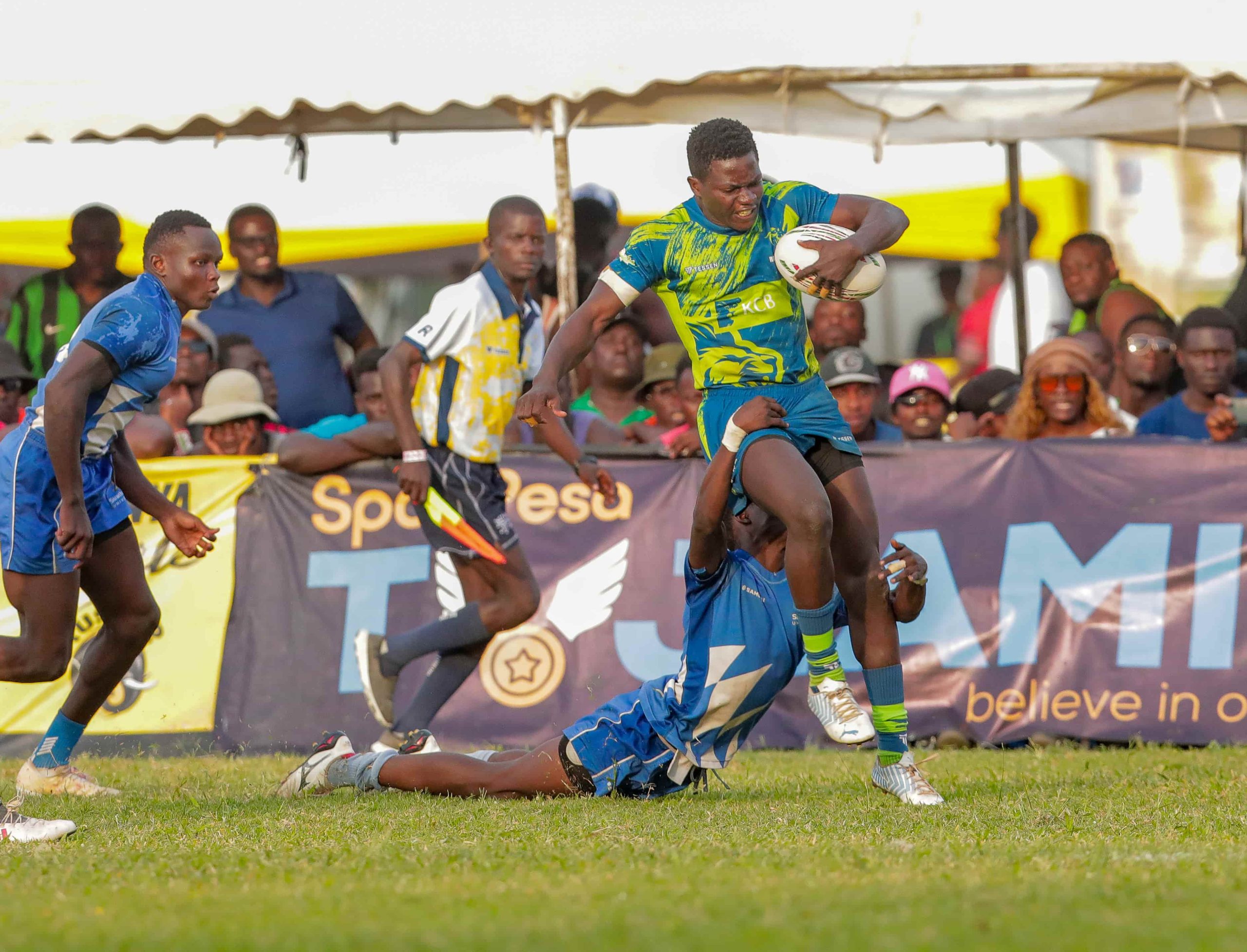 KCB's Floyd Wabwire in full flight against the Strathmore Leos during 2025 National Sevens Circuit action